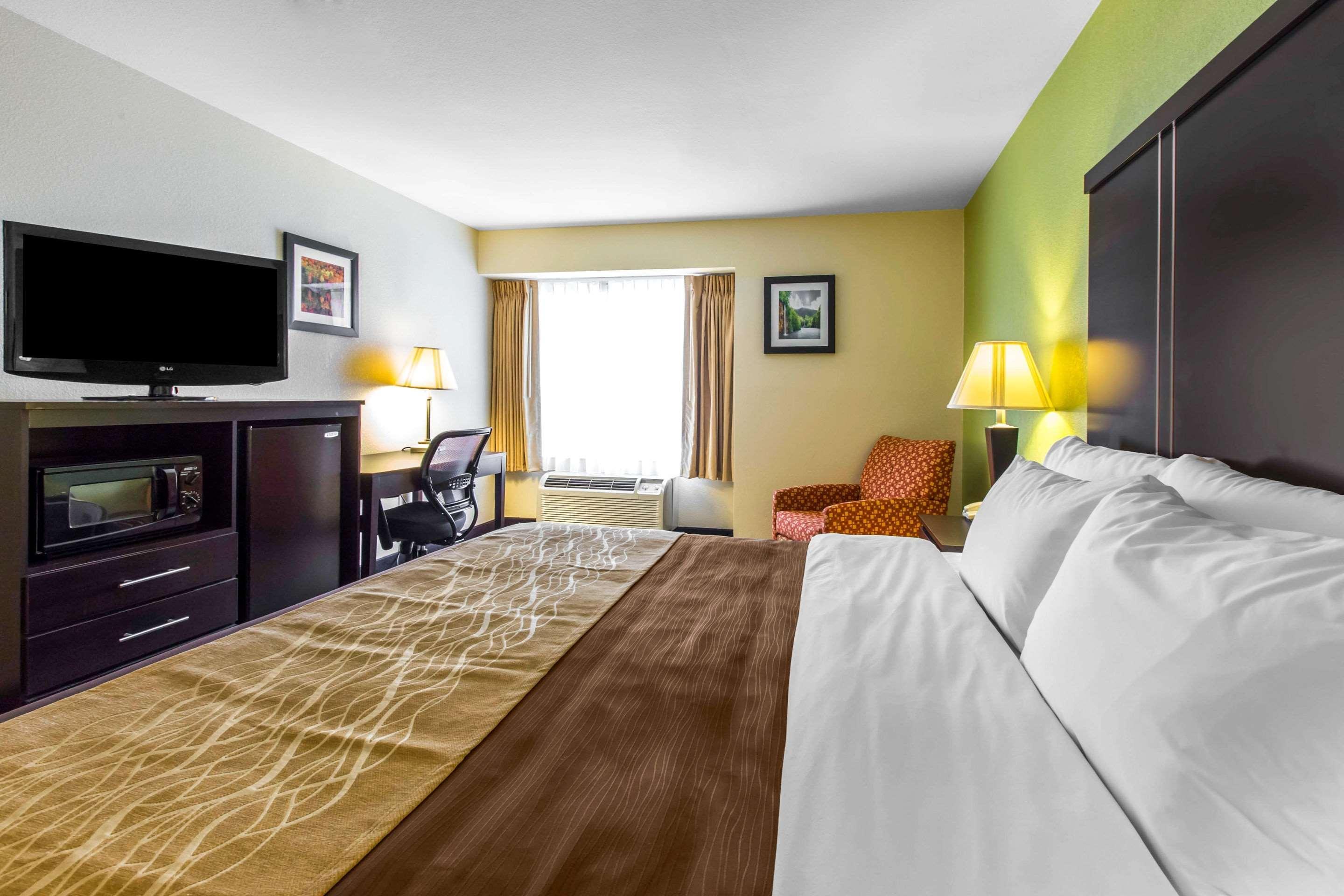 Quality Inn West Of Asheville Canton Exterior foto